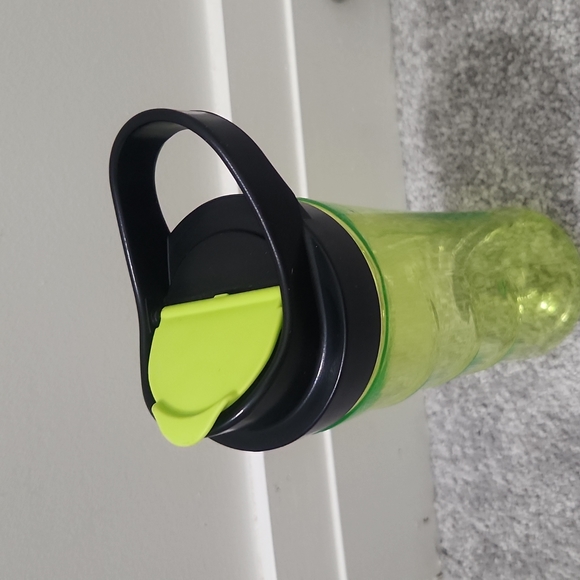 Oster' sport bottle - Picture 3 of 4